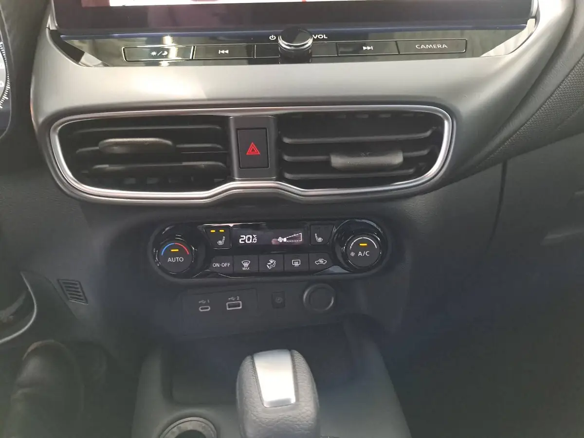 NISSAN JUKE 1.0 DIG-T 5T AUTO. N-CONNECTA NAVI WINTER