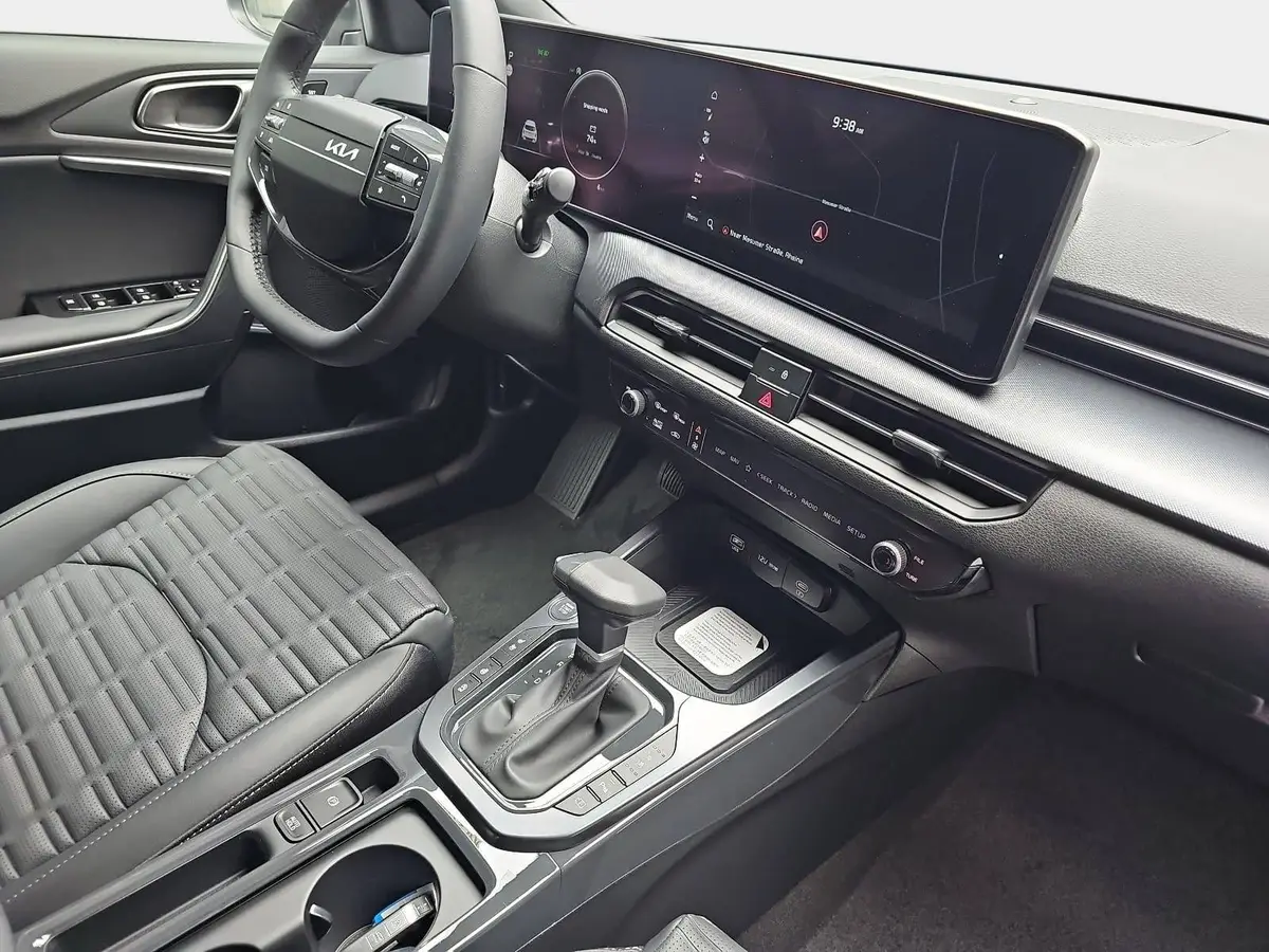 KIA XCEED 1.6 T-GDI 180 DCT SPIRIT MJ27 SOUND SITZ ADVANCED