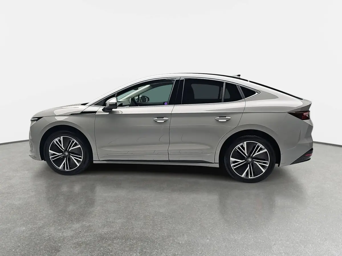 SKODA ENYAQ COUPE 85 SELECTION 82KWH AHK PANO