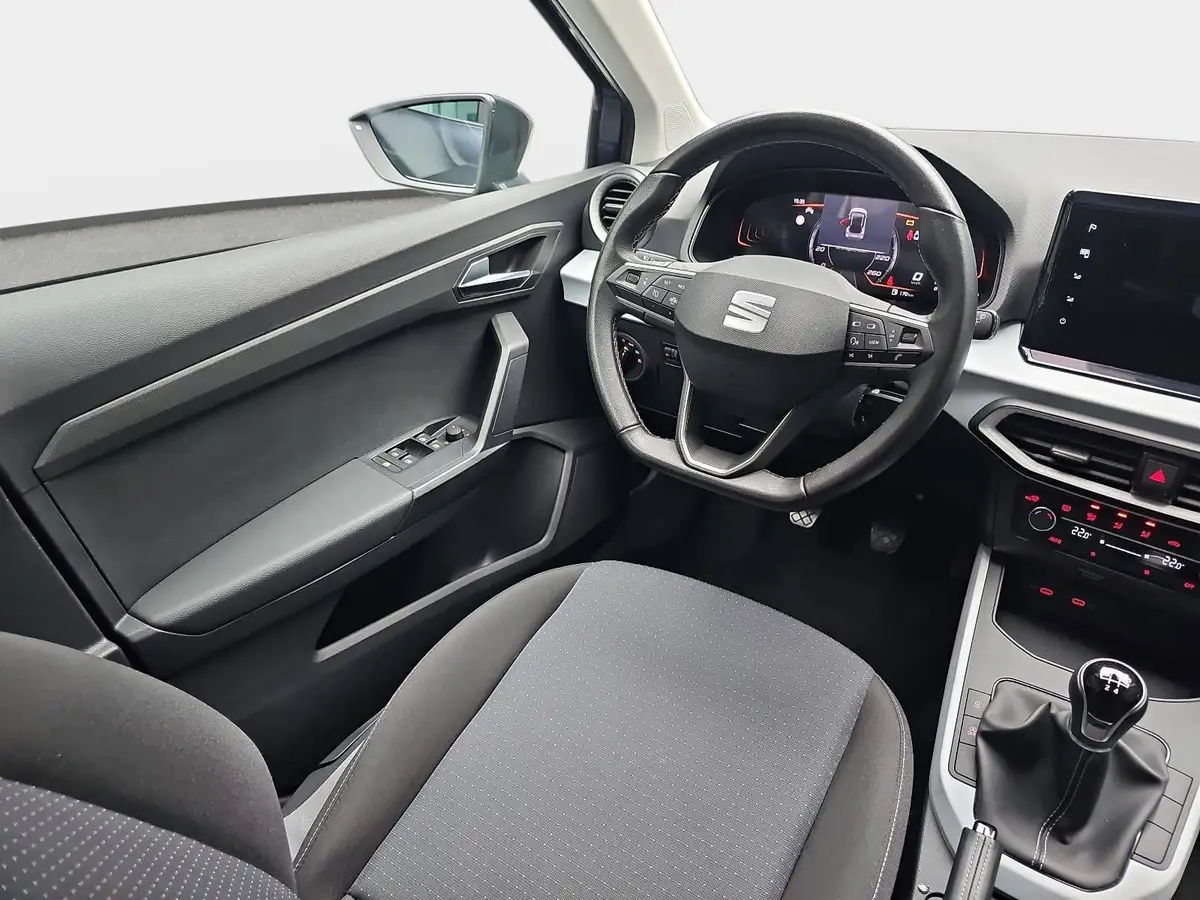 SEAT ARONA 1.0 TSI STYLE NAVI LED PDC LM16