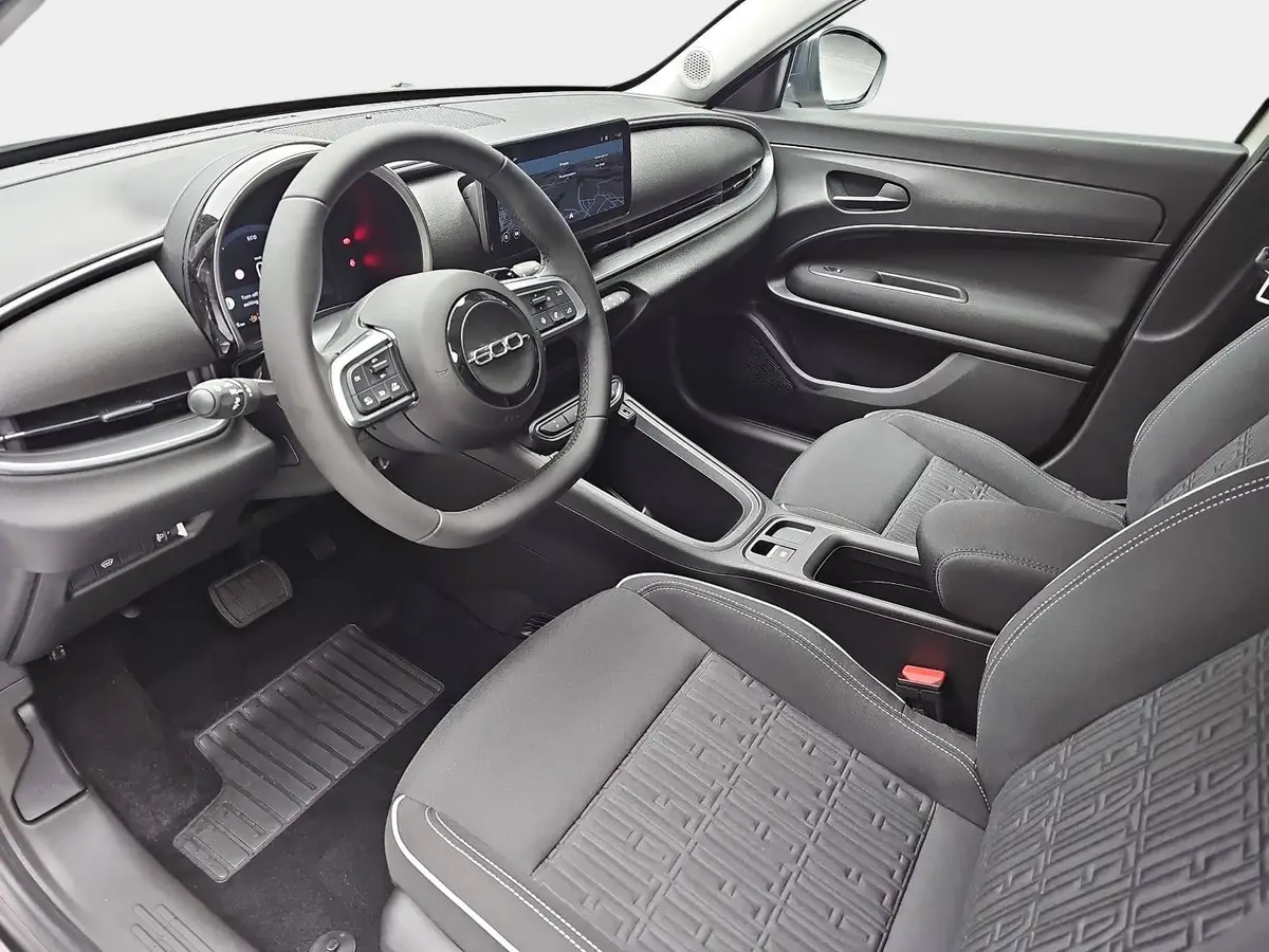 FIAT 600 1.2 T3 HYBRID DCT BUSINESS EDITION MJ26