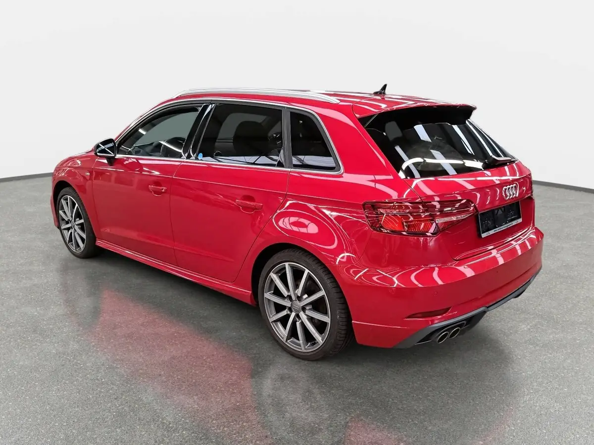 AUDI A3 35 TFSI DSG SPORTBACK LED PDC LM18