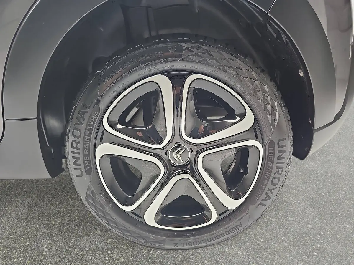 CITROËN C3 1.2 PURETECH LIVE LED DAB GRA