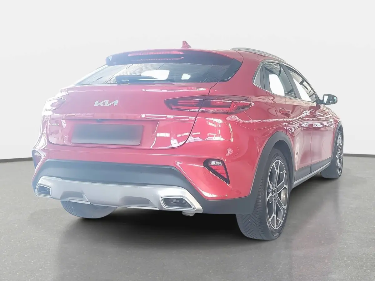 KIA XCEED 1.5 T-GDI DCT7 SPIRIT NAVI XCLUSIVE AHK ALLWETTER