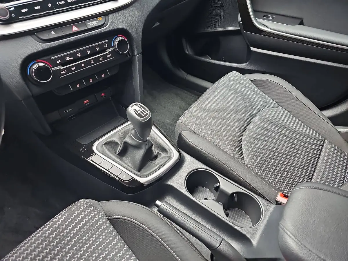 KIA CEED 1.0 T-GDI VISION KOMFORT+ SITZH.