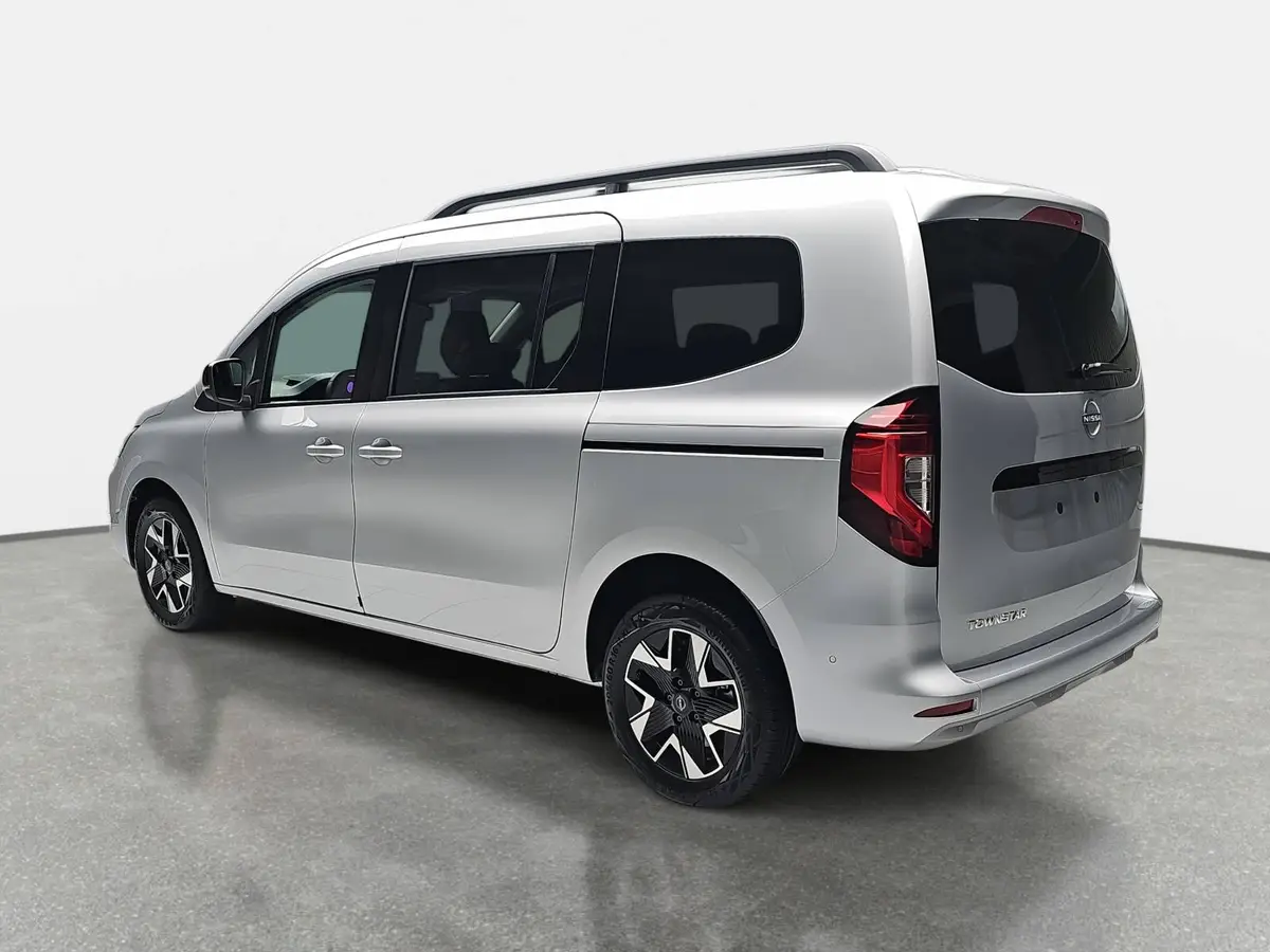 NISSAN TOWNSTAR KOMBI 1.3 DIG-T L2 2.3T TEKNA 7-SITZER