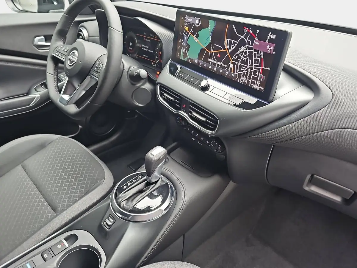 NISSAN JUKE 1.6 HYBRID AUTO. N-CONNECTA WINTER FRONTSCHEIBENHEIZUNG