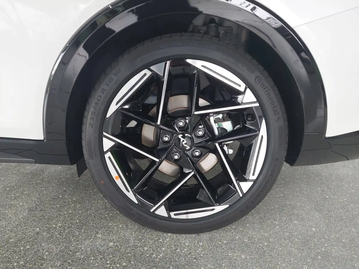 KIA K4 SW 1.6 T-GDI 180 PS DCT7 GT-LINE MJ26 DW-PARK-PRO SITZ SOUND DESIGN