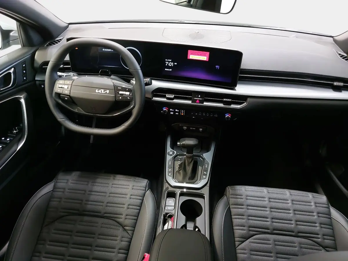 KIA XCEED 1.6 T-GDI 180 DCT SPIRIT MJ27 SOUND SITZ ADVANCED