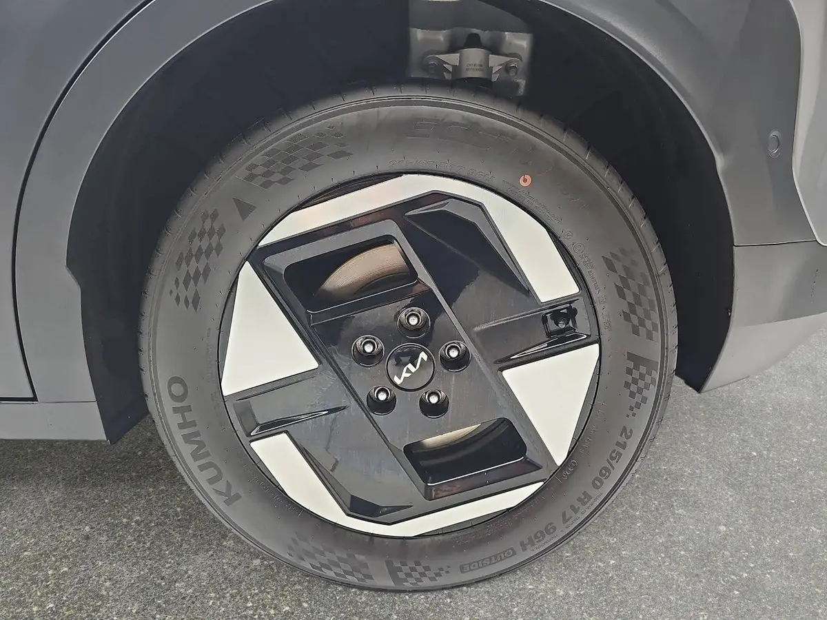 KIA EV3 81.4 KWH EARTH MJ27 WINTER-CONNECT BUSINESS UPGRADE DRIVEWISE-PARK