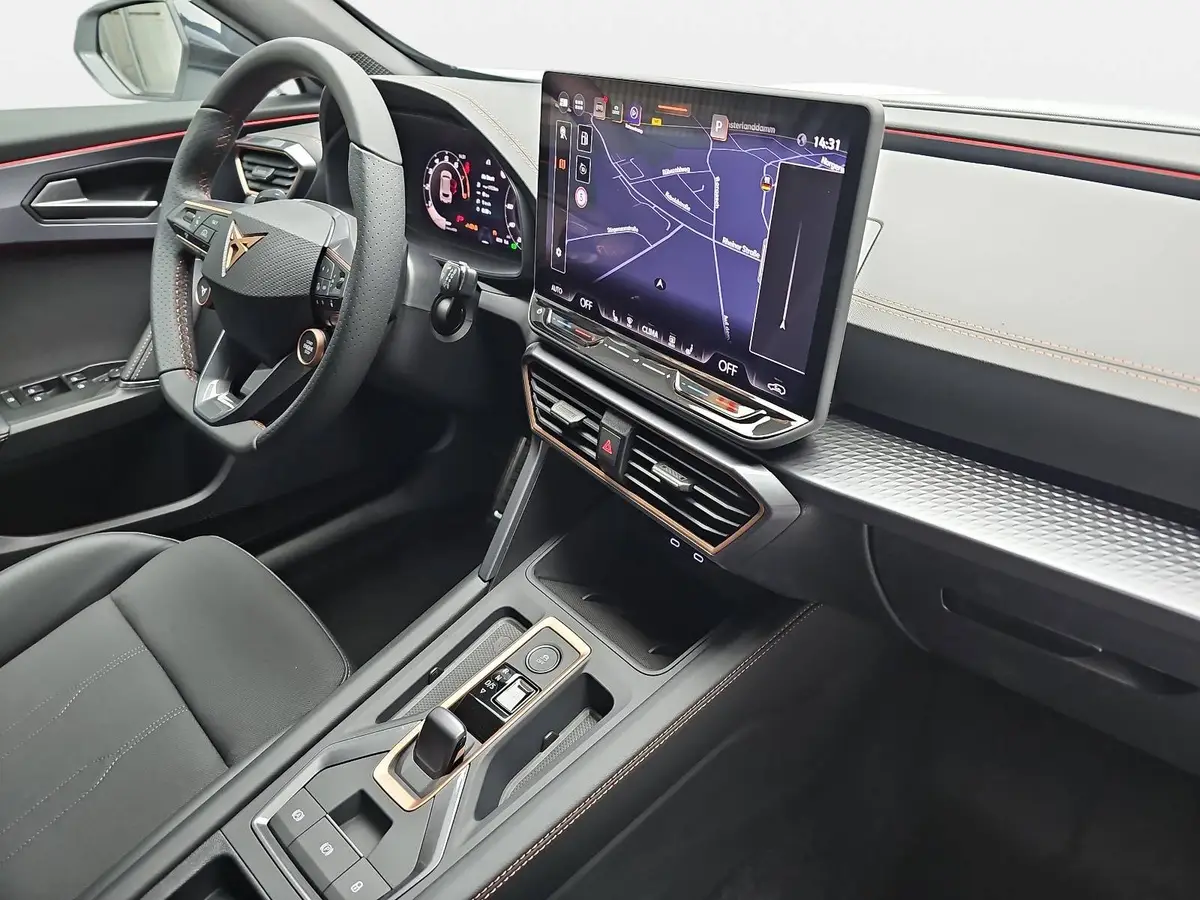 CUPRA FORMENTOR 1.5 ETSI DSG NAVI LED ACC SPURPAKET EL.HECKKL. KAM