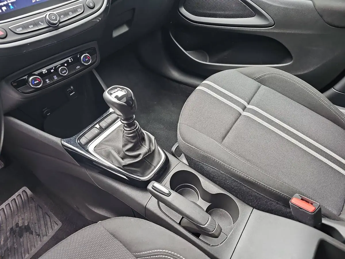 OPEL CROSSLAND (X) 1.2 TURBO ELEGANCE NAVI LED KLIMAAUTO P-ASSIST KAM