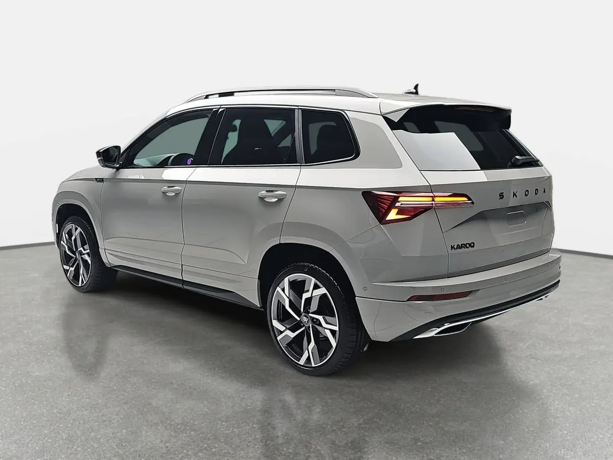 SKODA KAROQ 1.5 TSI DSG SPORTLINE NAVI LED-MATRIX PANO WINTER 