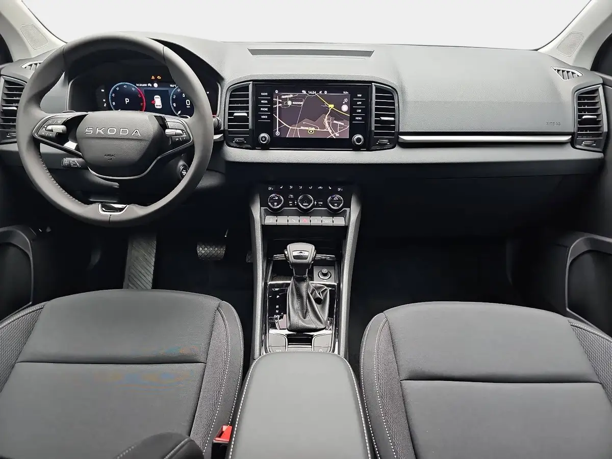 SKODA KAROQ 2.0 TDI DSG DRIVE NAVI LED AHK LM
