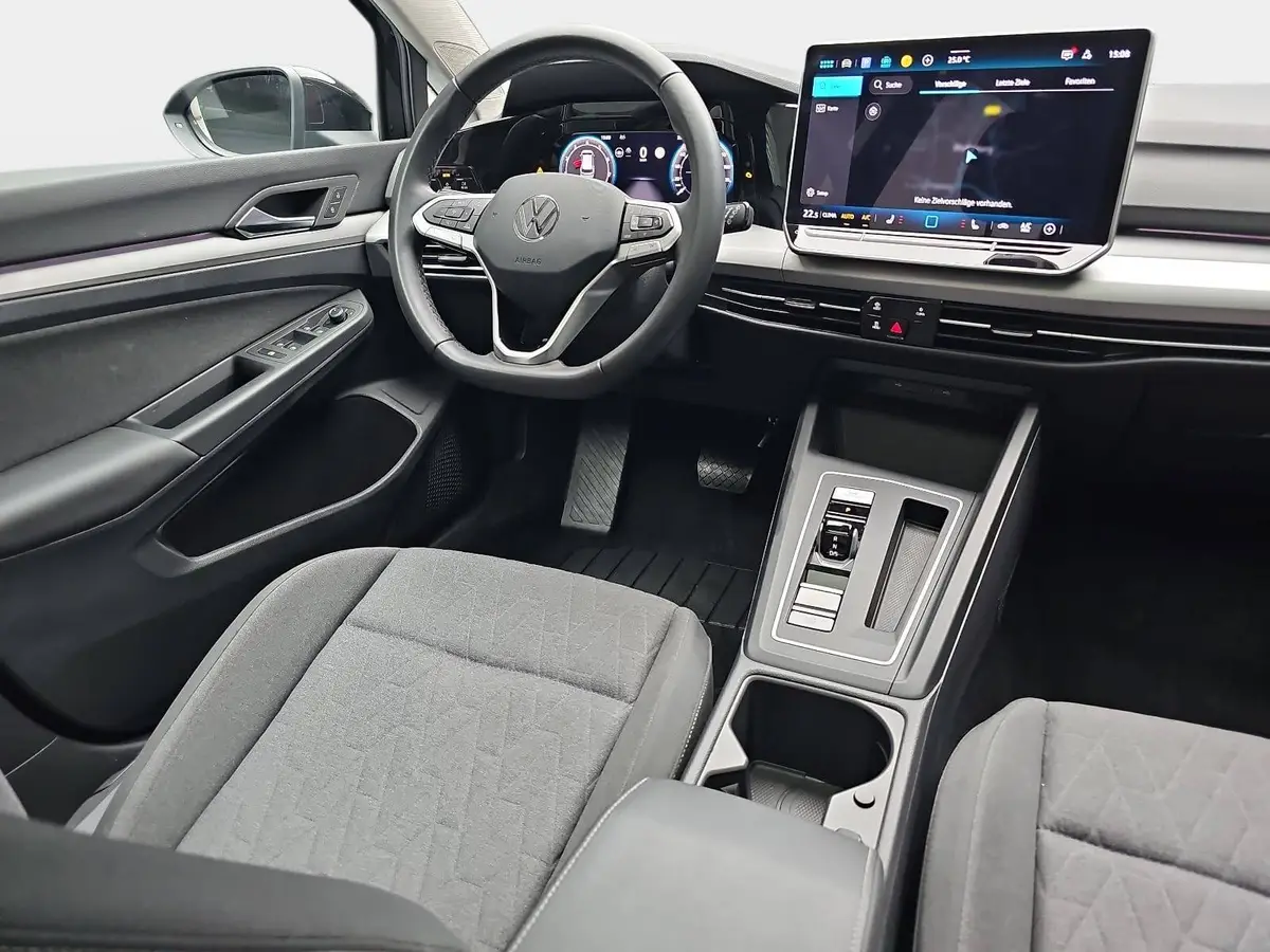 VW GOLF 1.5 ETSI DSG LIFE NAVI LED ACC