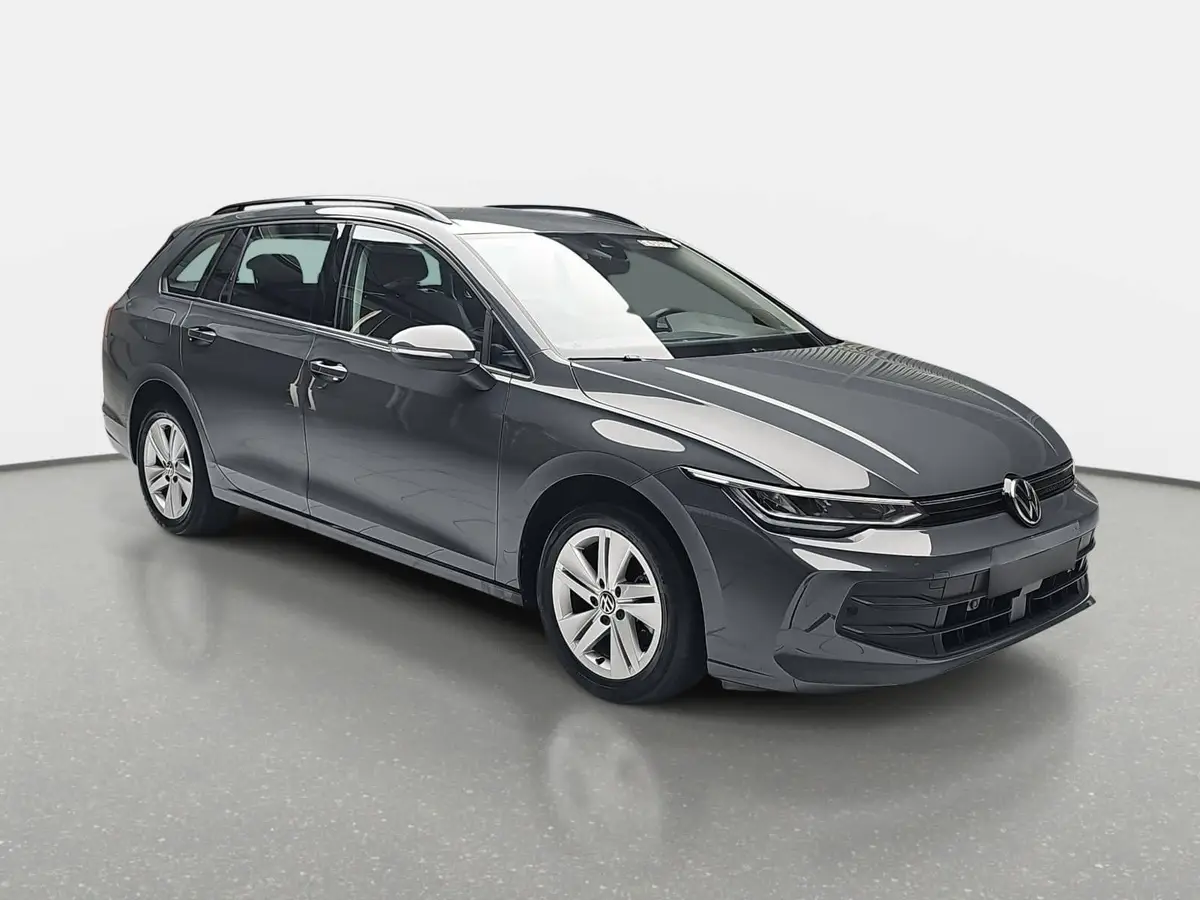 VW GOLF 1.5 TSI VIII VARIANT LIFE LED AHK LM