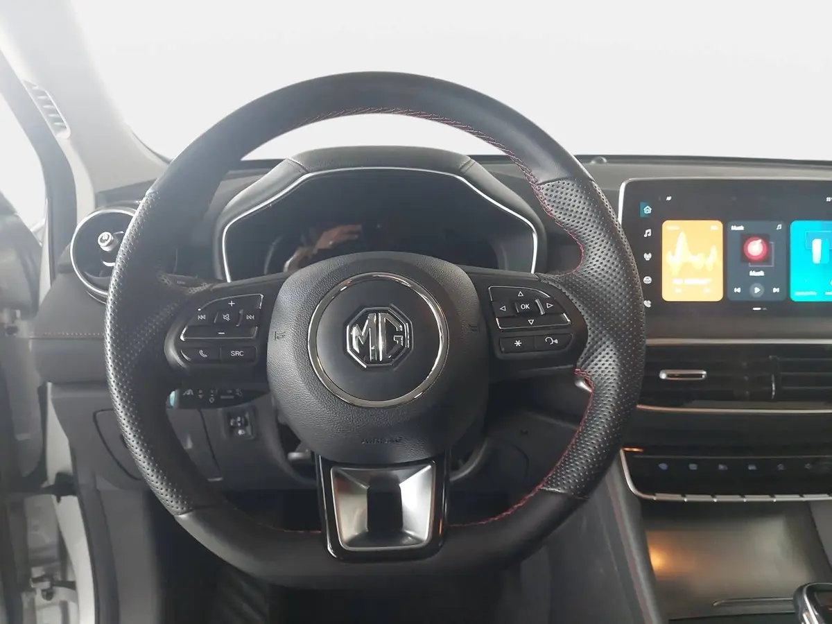 MG HS 1,5 COMFORT AUTOMATIK AHK 8FACH BEREIFT