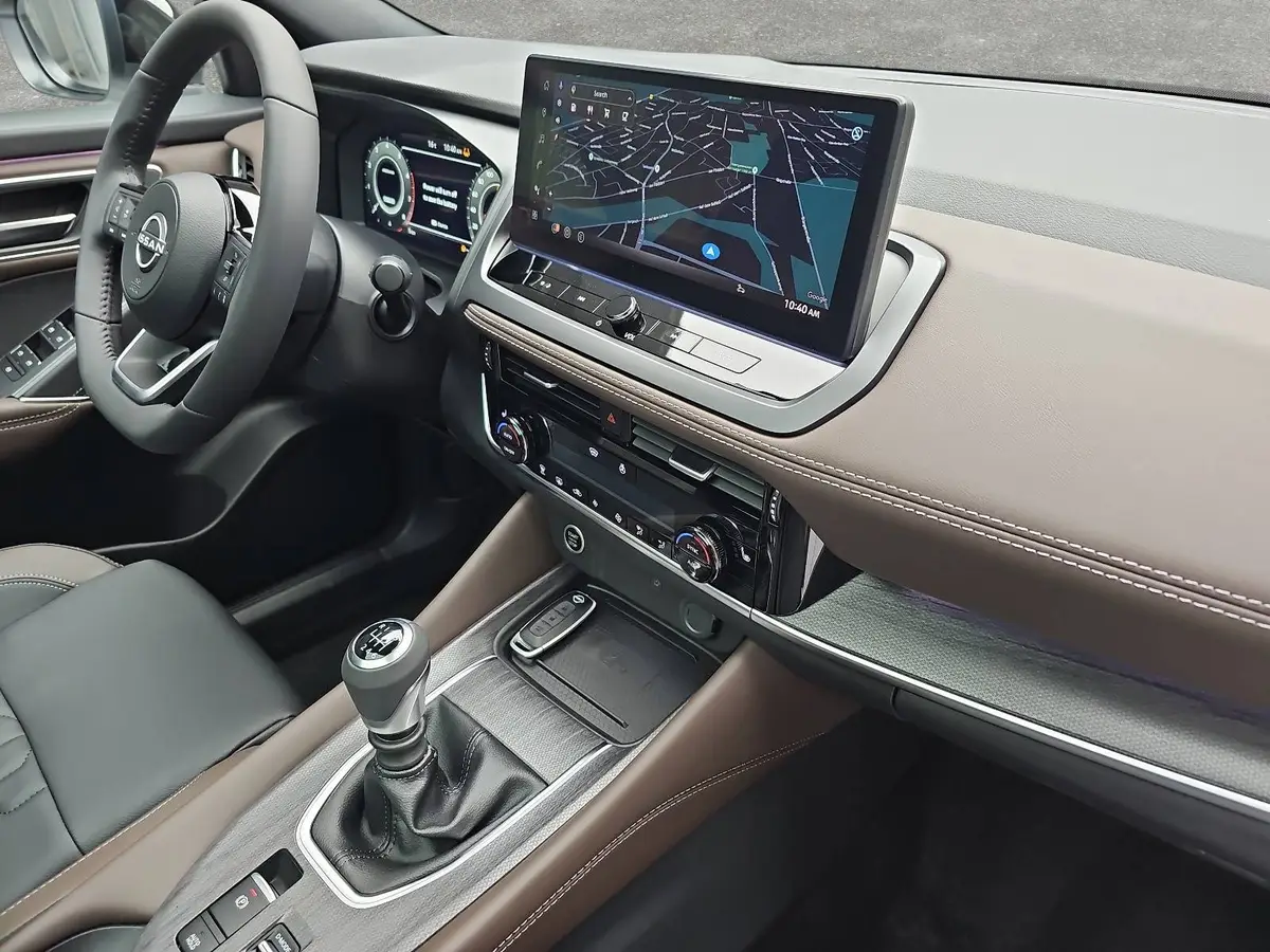 NISSAN QASHQAI 1.3 DIG-T MHEV TEKNA PANORAMA 2-FARBEN