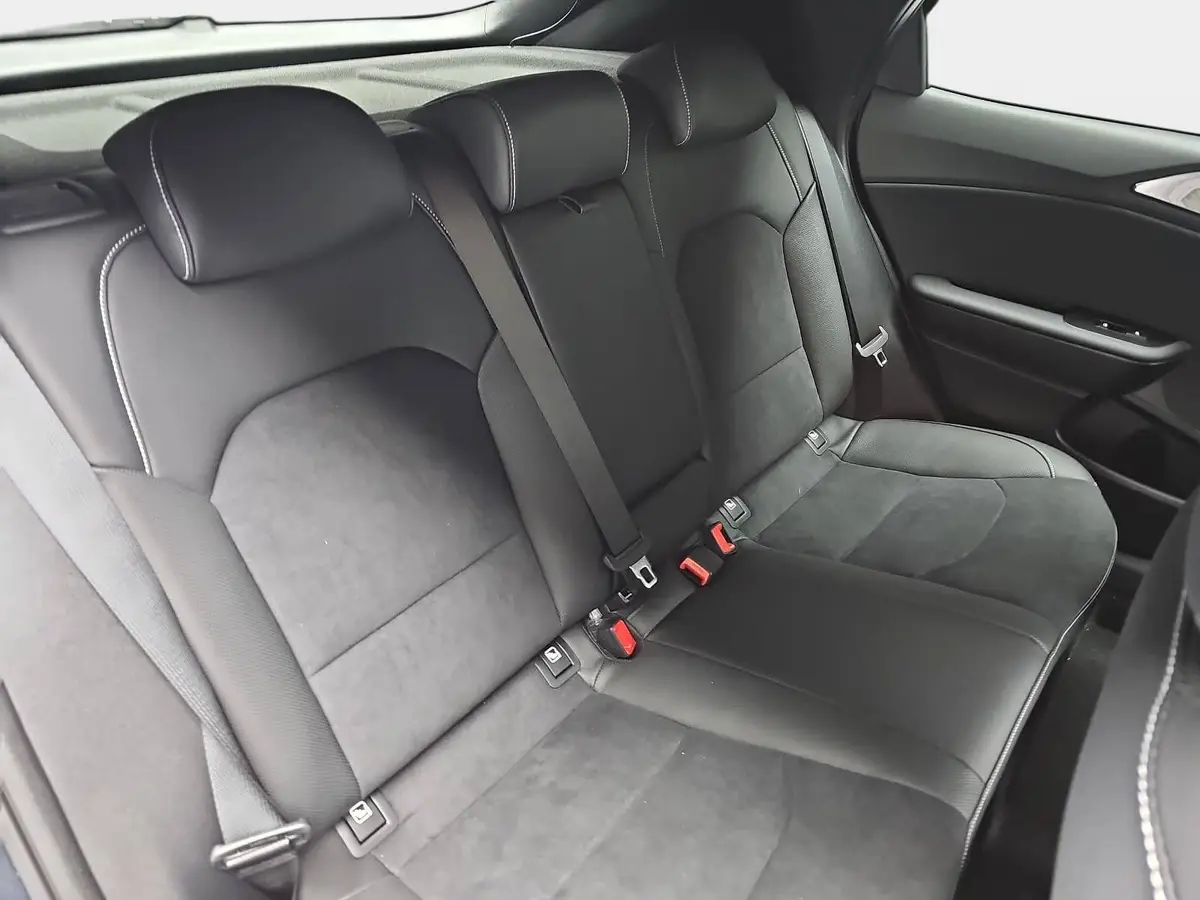 KIA XCEED 1.6 T-GDI 180 DCT GT-LINE MJ26 LEDER