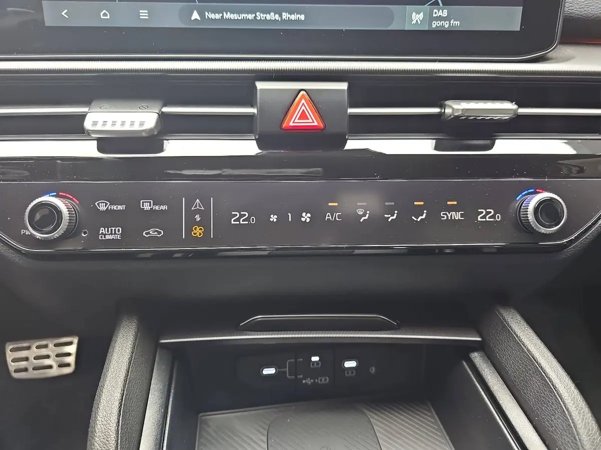 KIA SPORTAGE 1.6 T-GDI 150 2WD DCT GT-LINE MJ26 SCHW. DACH DRIVEWISE GLASDACH SOUND