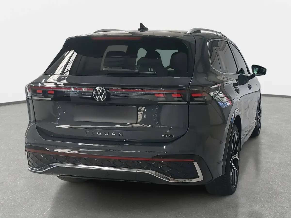 VW TIGUAN 1.5 ETSI DSG R-LINE NAVI LED-MATRIX HUD IQ-DRIVE P