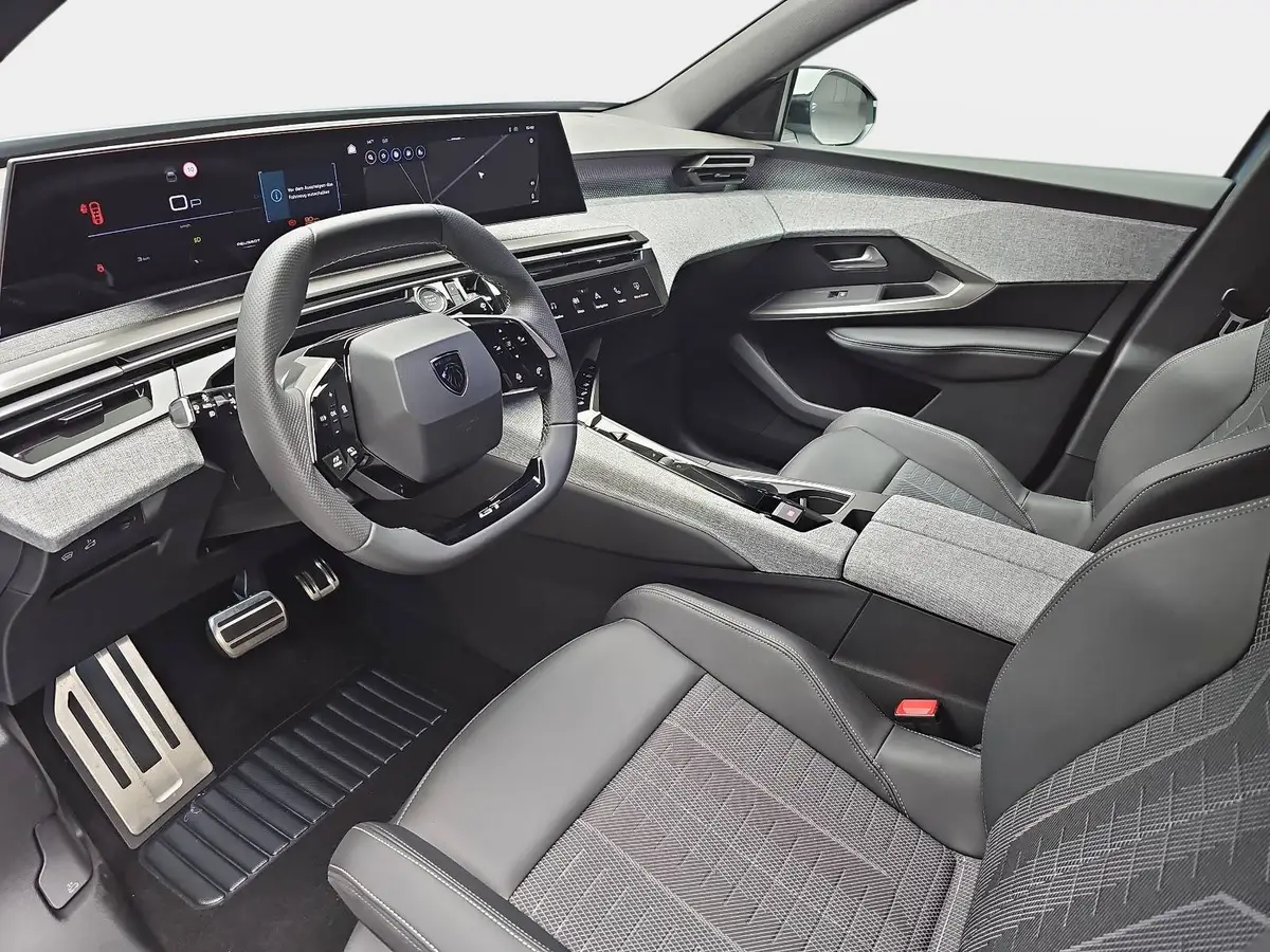 PEUGEOT 3008 1.2 HYBRID 145 E-DSC6 GT NAVI KLIMA LED AHK LM19