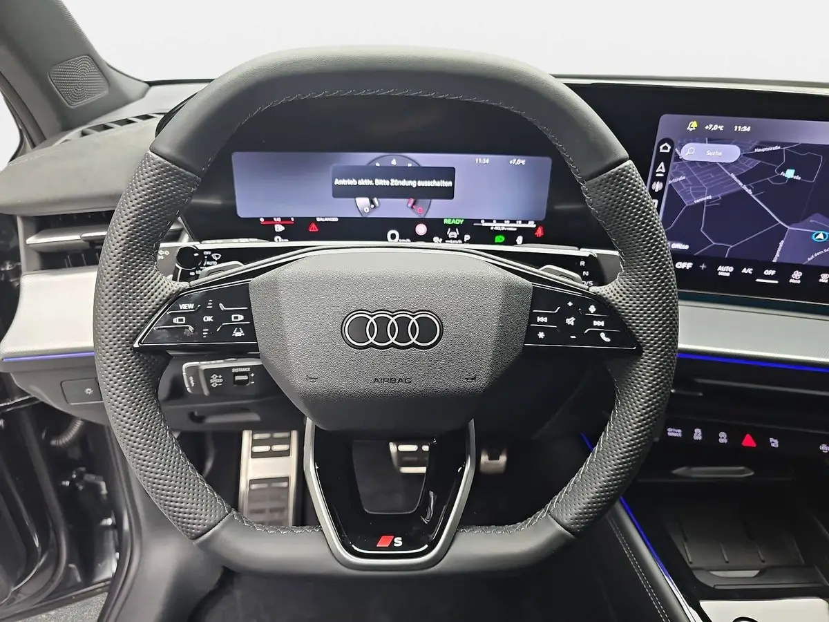 AUDI Q3 TFSI S-TRONIC S-LINE NAVI LED-PLUS ACC BLACK-STYLE