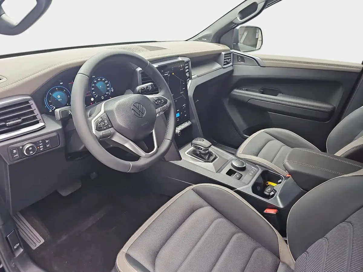 VW AMAROK 3.0 TDI AUTO. DOKA AVENTURA 4M NAVI LED AHK LM21