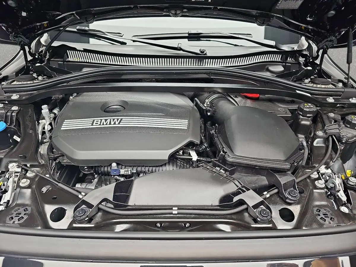 BMW 120 I AUTO. M SPORT GRA KAMERA LM18