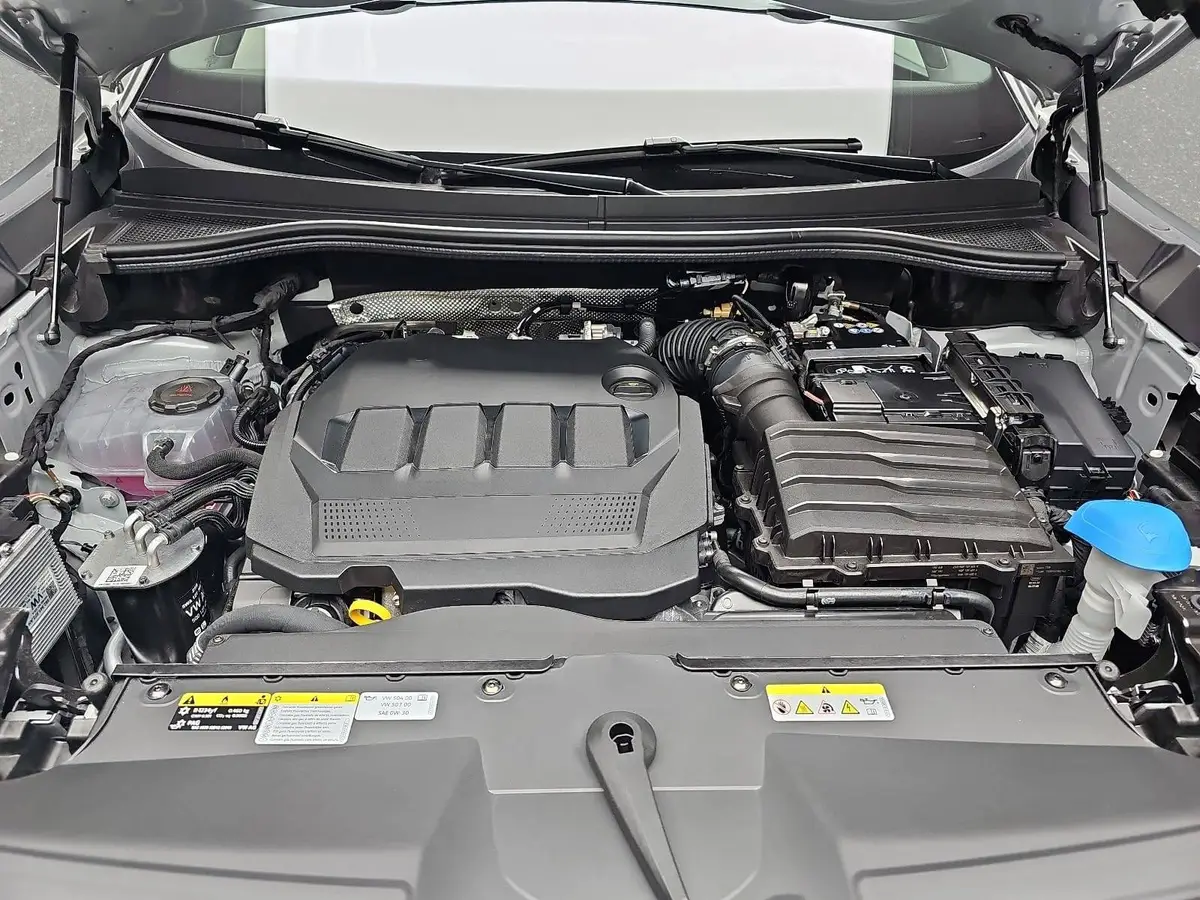 SKODA KODIAQ 2.0 TDI DSG SPORTLINE 4X4 PANO AHK