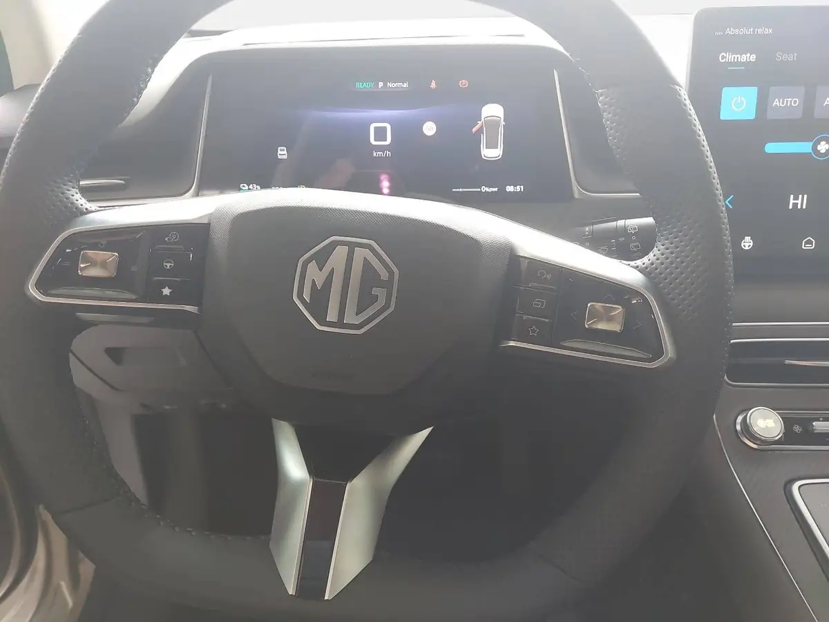 MG ANDERE EV 77 KWH LUXURY AWD PANORAMA LEDER 20-ZOLL