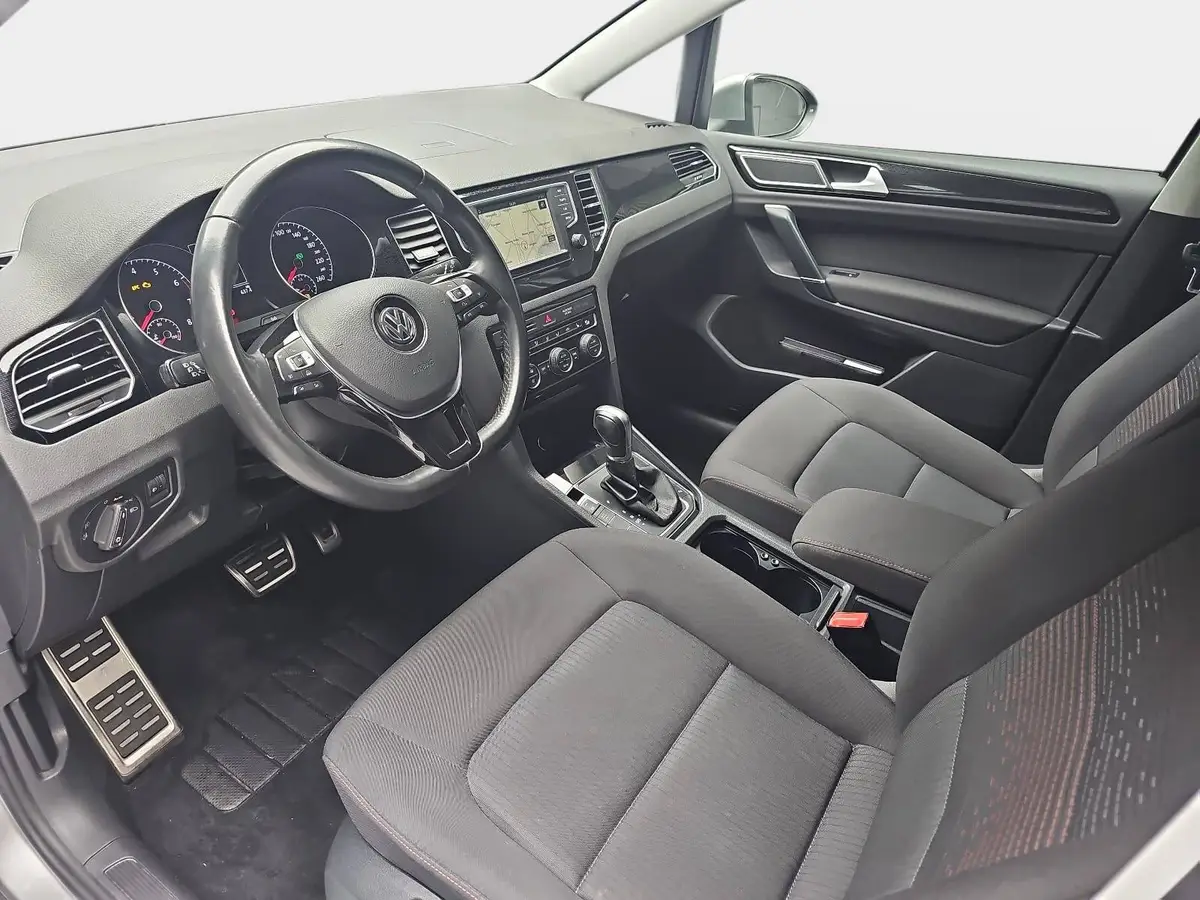 VW GOLF VII SPORTSVAN 1.4 TSI DSG SOUND NAVI AHK