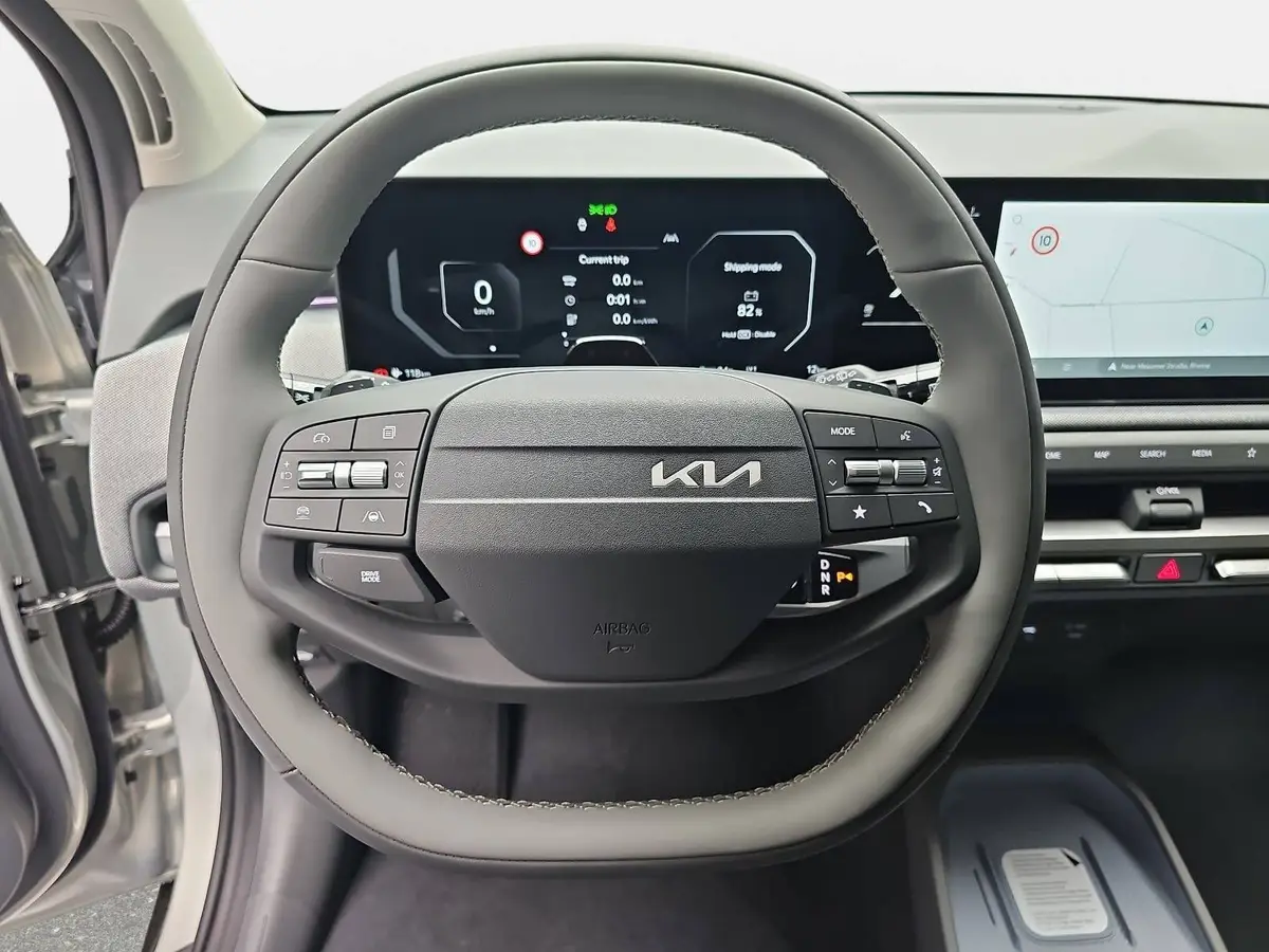 KIA EV3 81.4 KWH EARTH MJ26 WINTER BUSIN. UPGRADE DRIVEWISE-PARK DESIGN SOUND