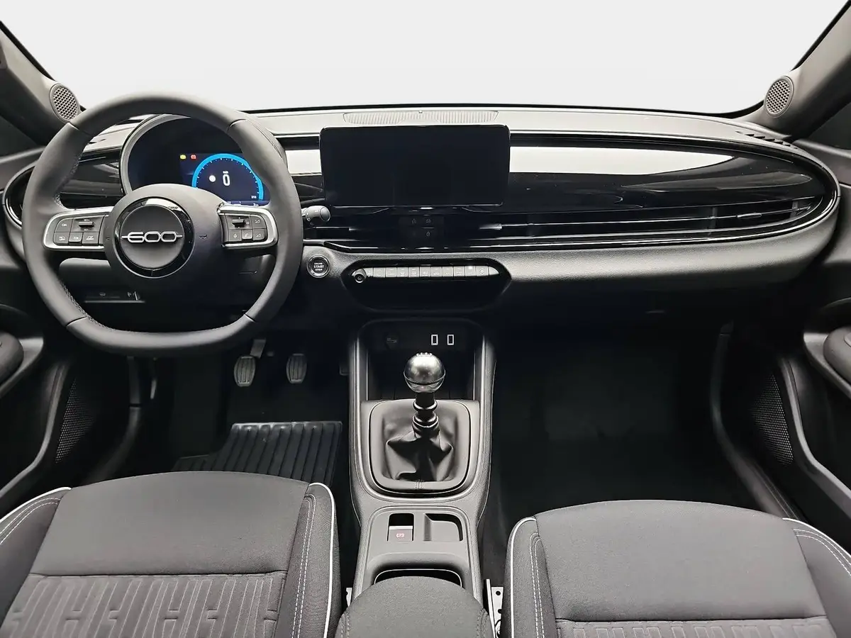 FIAT 600 1.2 T3 HYBRID STREET MJ26