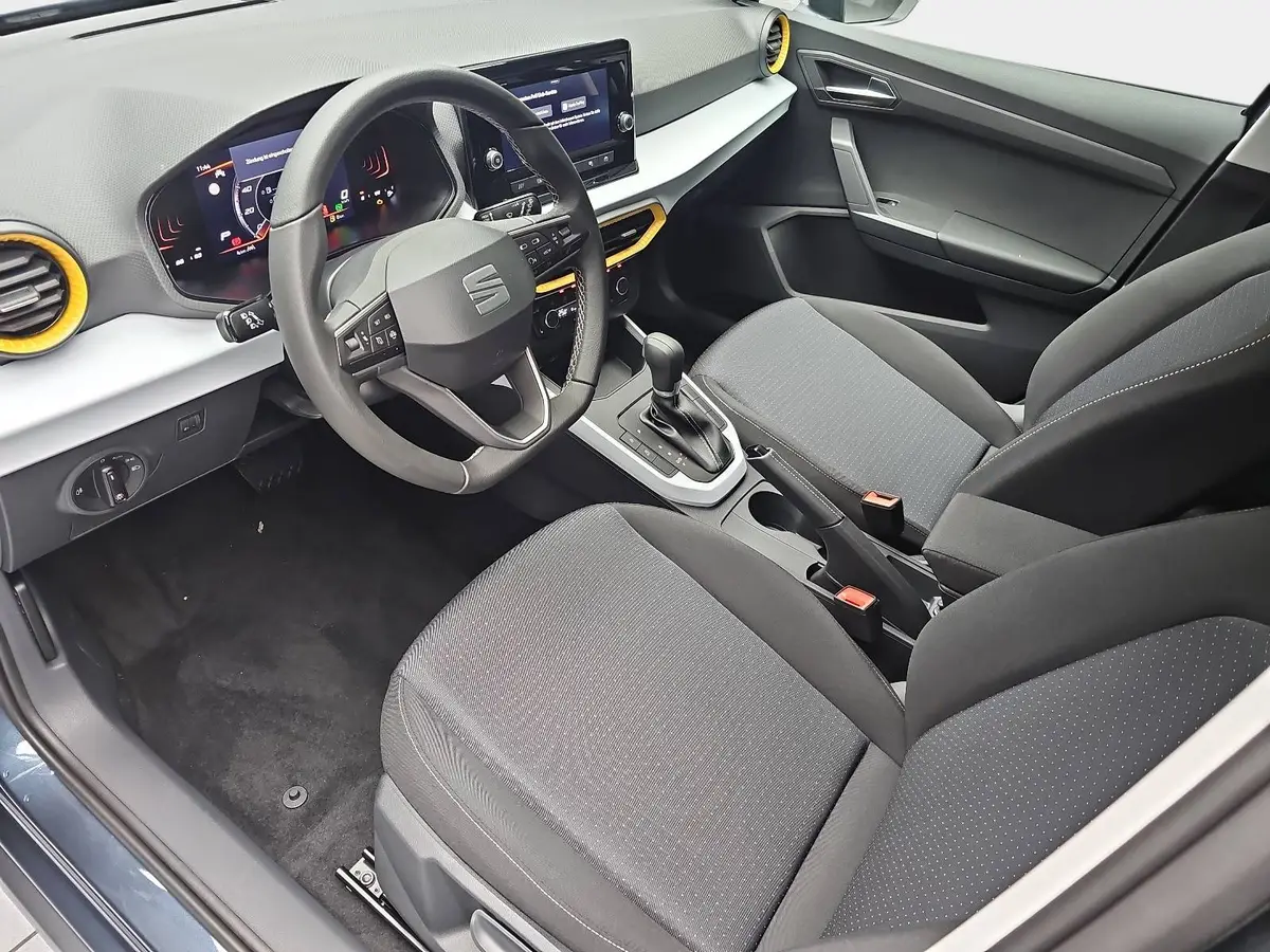 SEAT ARONA 1.0 TSI DSG STYLE LED KLIMAAUTO SMARTLINK PDC LM16