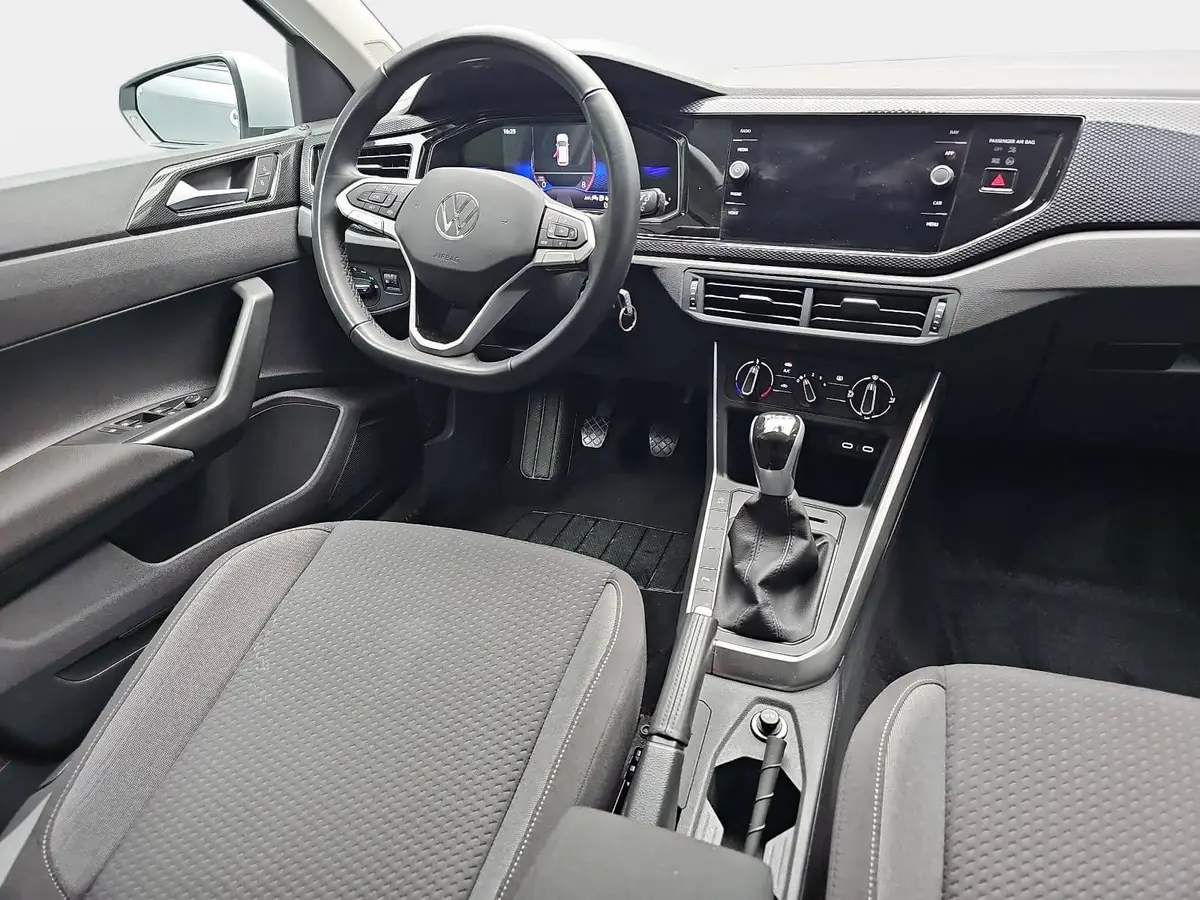 VW POLO 1.0 TSI LIFE LED KLIMA APP-CONNECT SICHT PDC KAMER