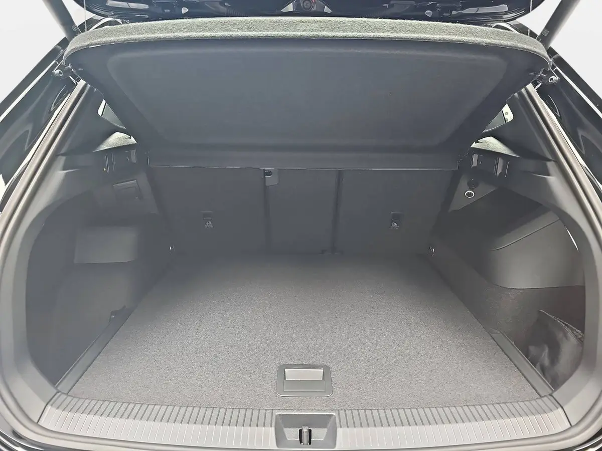 VW TIGUAN 1.5 ETSI DSG R-LINE NAVI MATRIX LM19