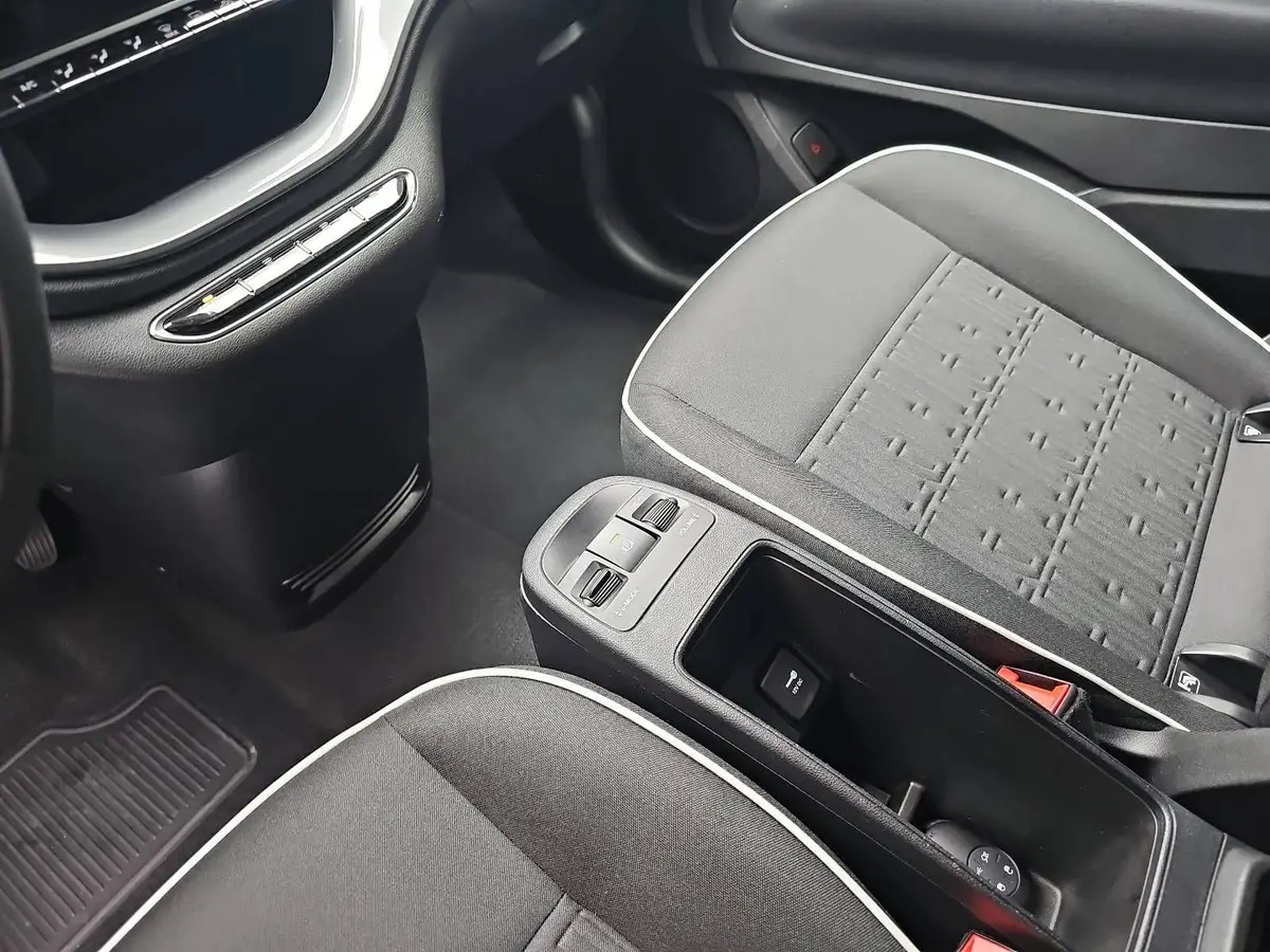 FIAT 500C ELEKTRO 42 KWH APPLE CARPLAY/ANDROID AUTO, DAB+