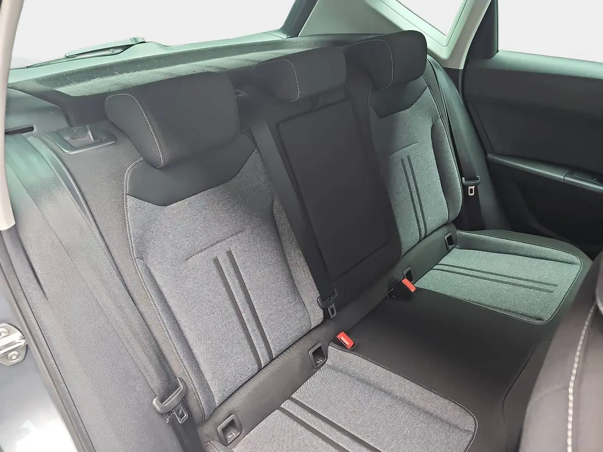 SEAT ATECA 1.0 TSI STYLE LED GRA WINTER AHK DAB