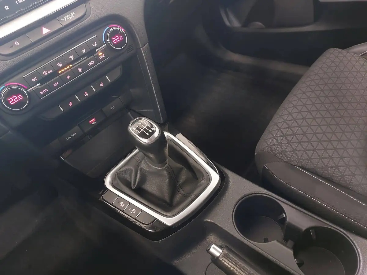 KIA CEED SW 1.4 T-GDI VISION MJ20 KOMFORT NAVI