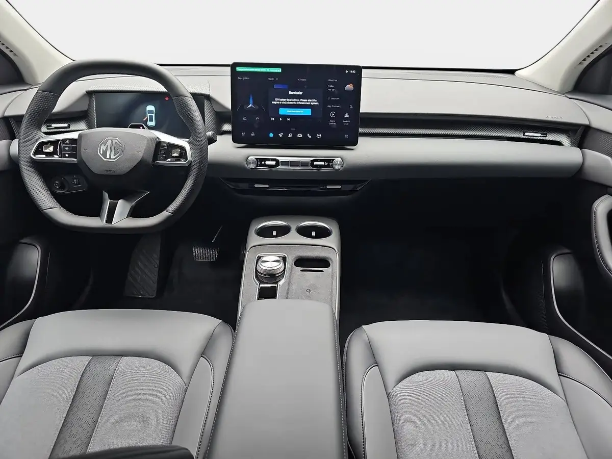 MG S5 EV 64 KWH MY25 LUXURY