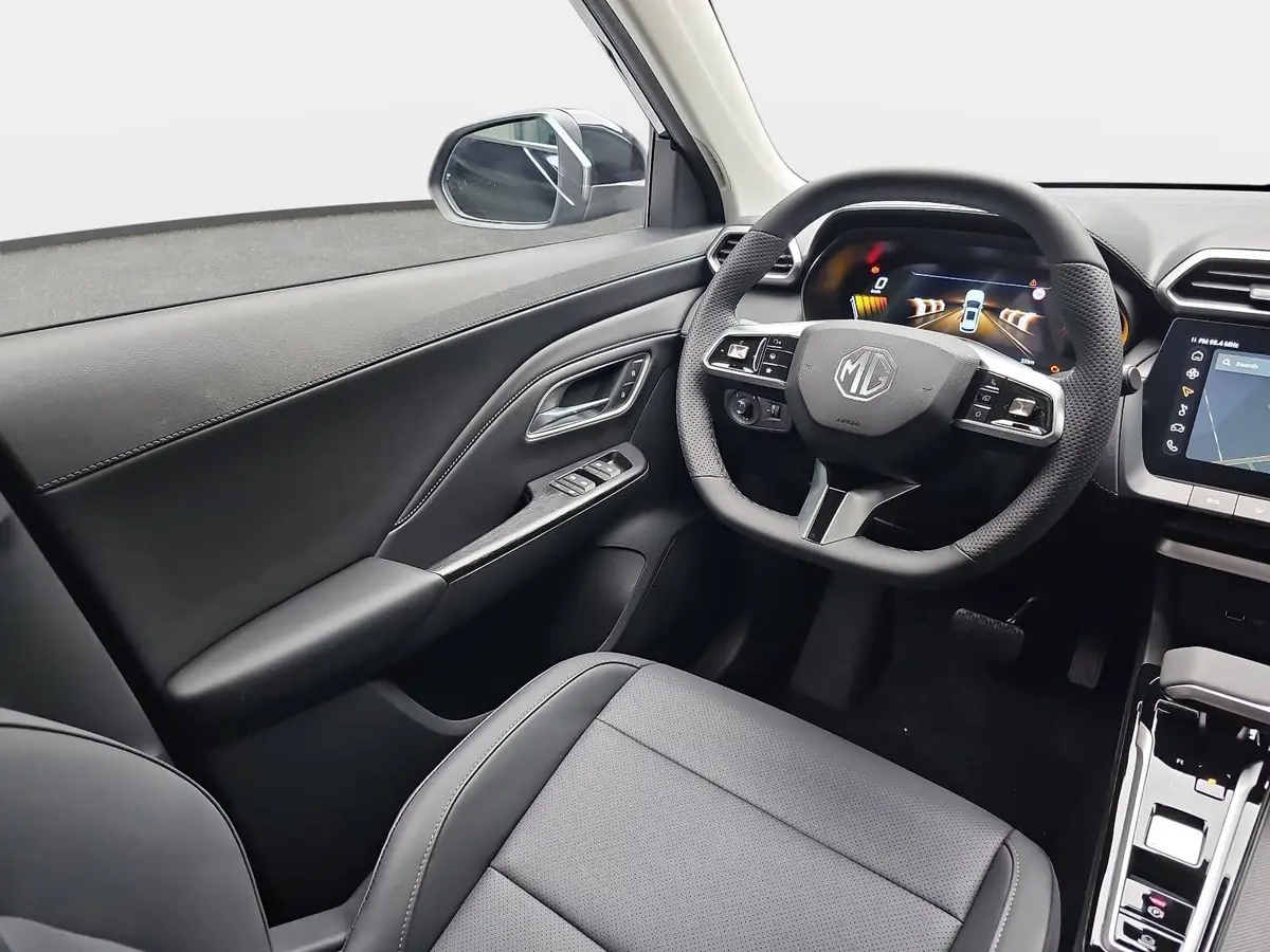 MG ZS 1.5 HYBRID+ MY25.5 LUXURY NAVI LM18 KEYLESS-ENTRY 360-GRAD-KAMERA