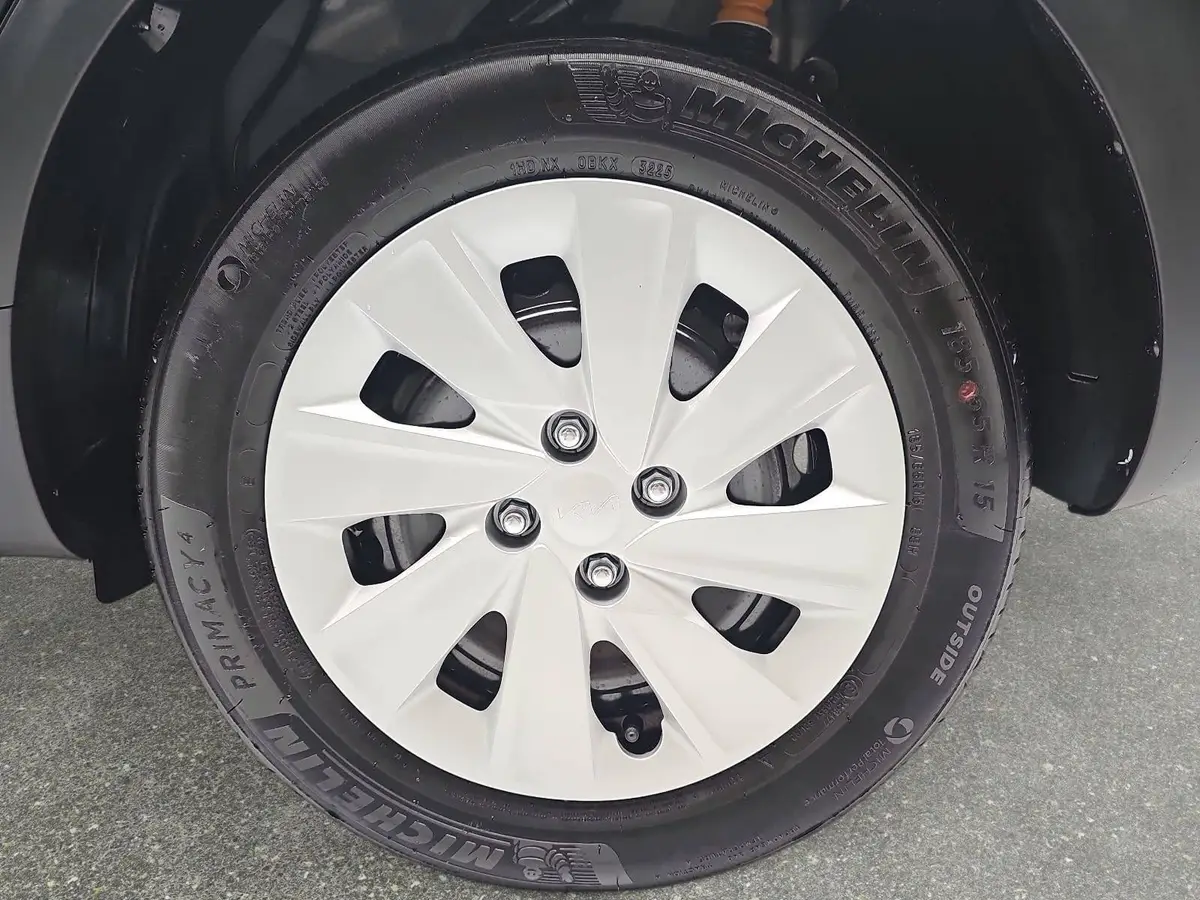 KIA STONIC 1.0 T-GDI 100 CORE MJ26 WINTER