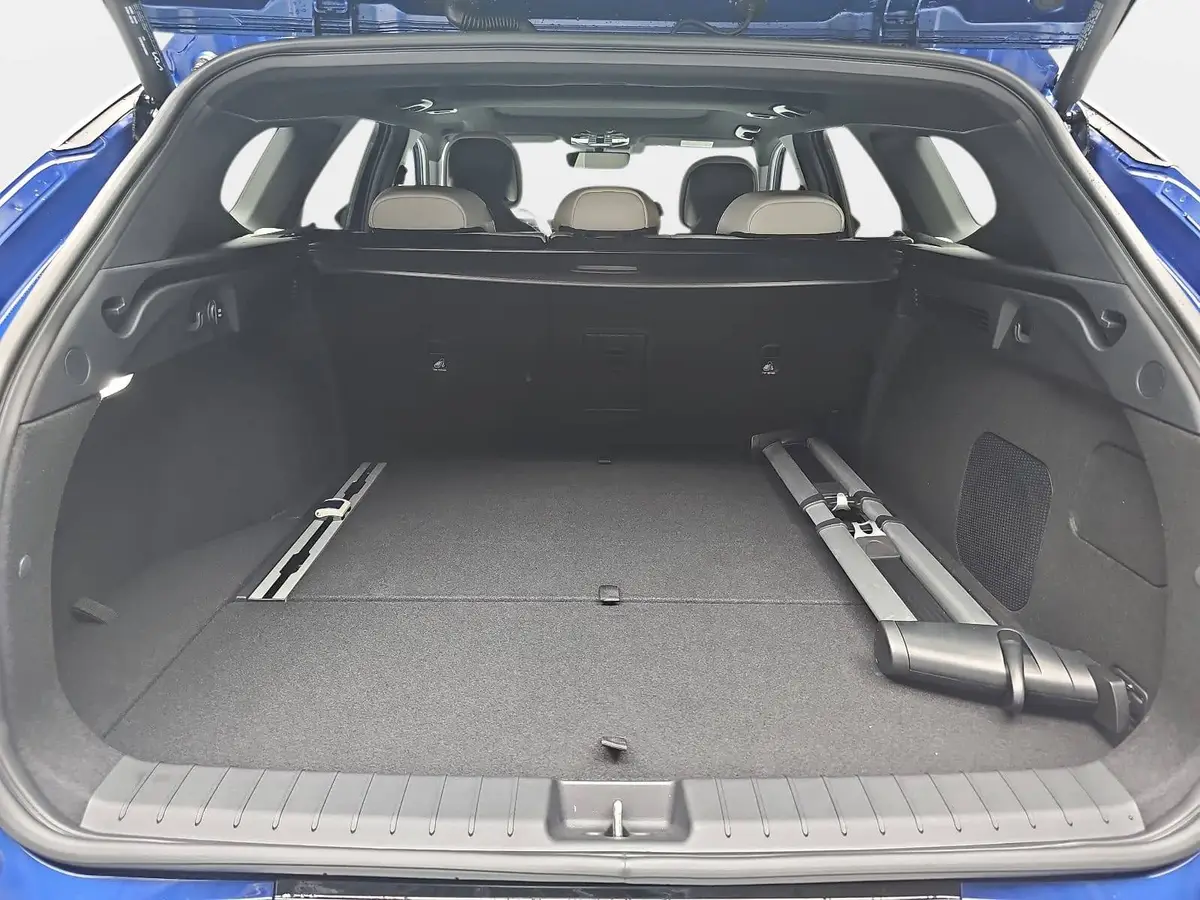 KIA K4 SW 1.6 T-GDI 180 PS DCT7 GT-LINE MJ26 DW-PARK-PRO SITZ SOUND DESIGN GLASDACH