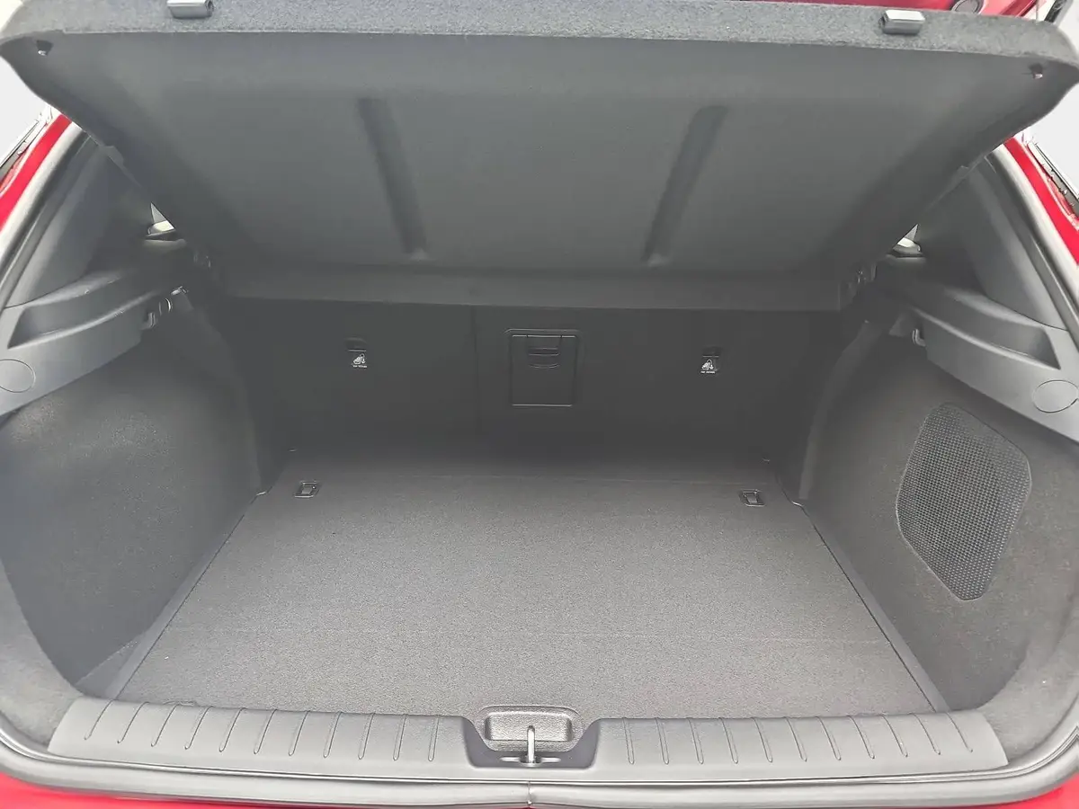 KIA K4 1.6 T-GDI 180 PS DCT7 GT-LINE MJ26 DRIVEWISE-PARK-PRO SITZ SOUND DESIGN