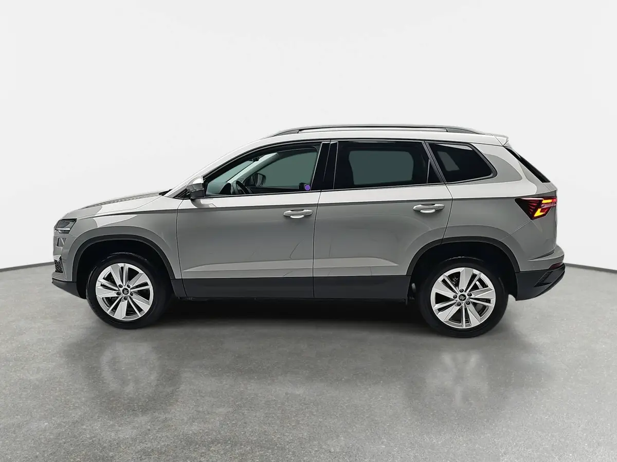 SKODA KAROQ 1.5 TSI DSG SELECTION NAVI LED ACC WINTER KAMERA A