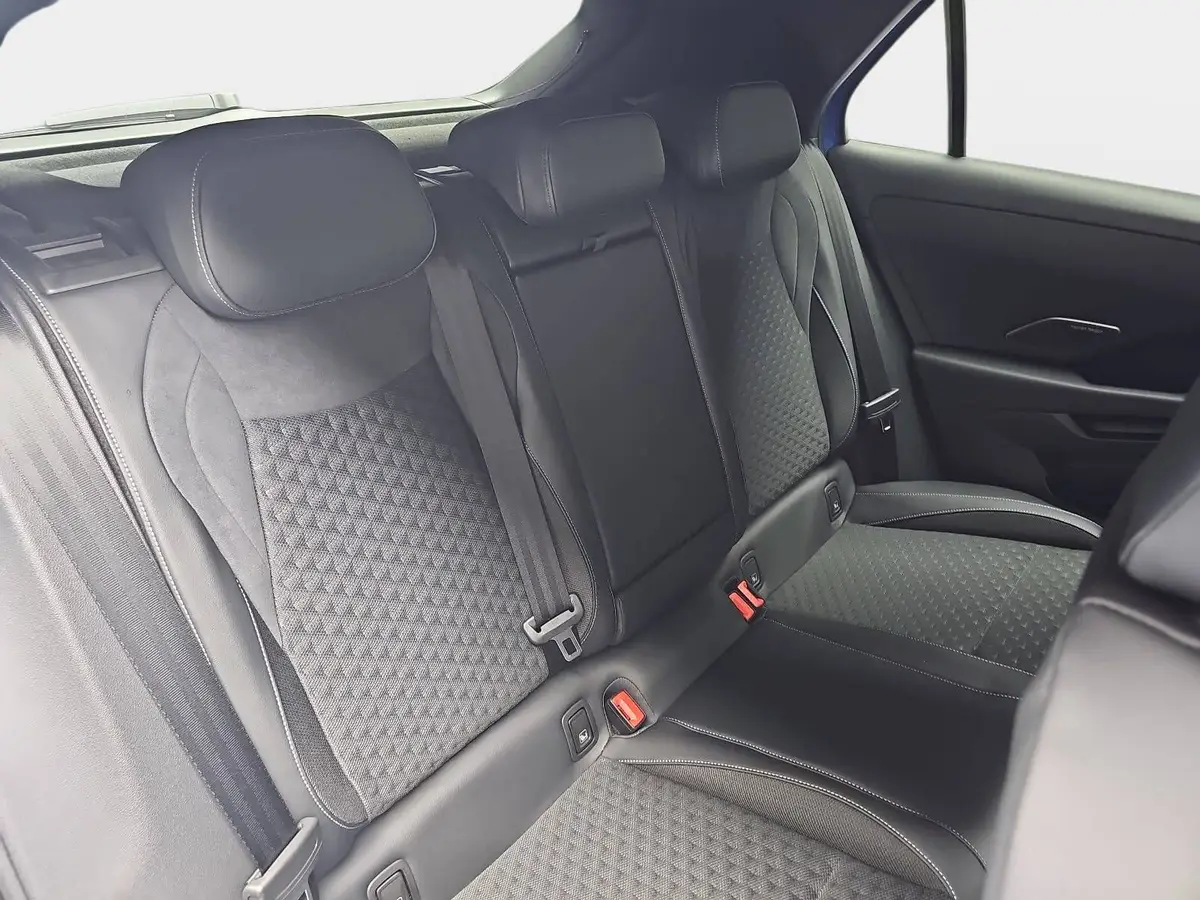 VW T-ROC 1.5 ETSI DSG R-LINE MATRIX AHK LM19