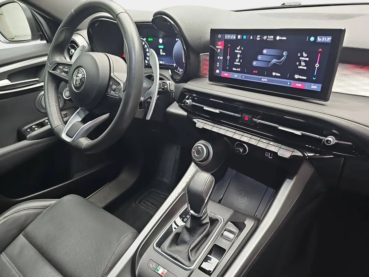ALFA ROMEO TONALE 1.5T 48V-HYBRID SPECIALE MATRIX LED
