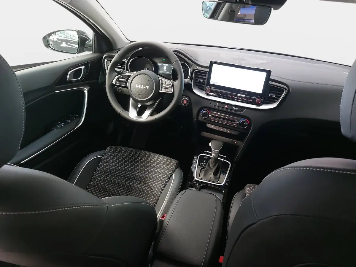 KIA XCEED 1.6 T-GDI 150 DCT SPIRIT MJ26 XCLUSIVE