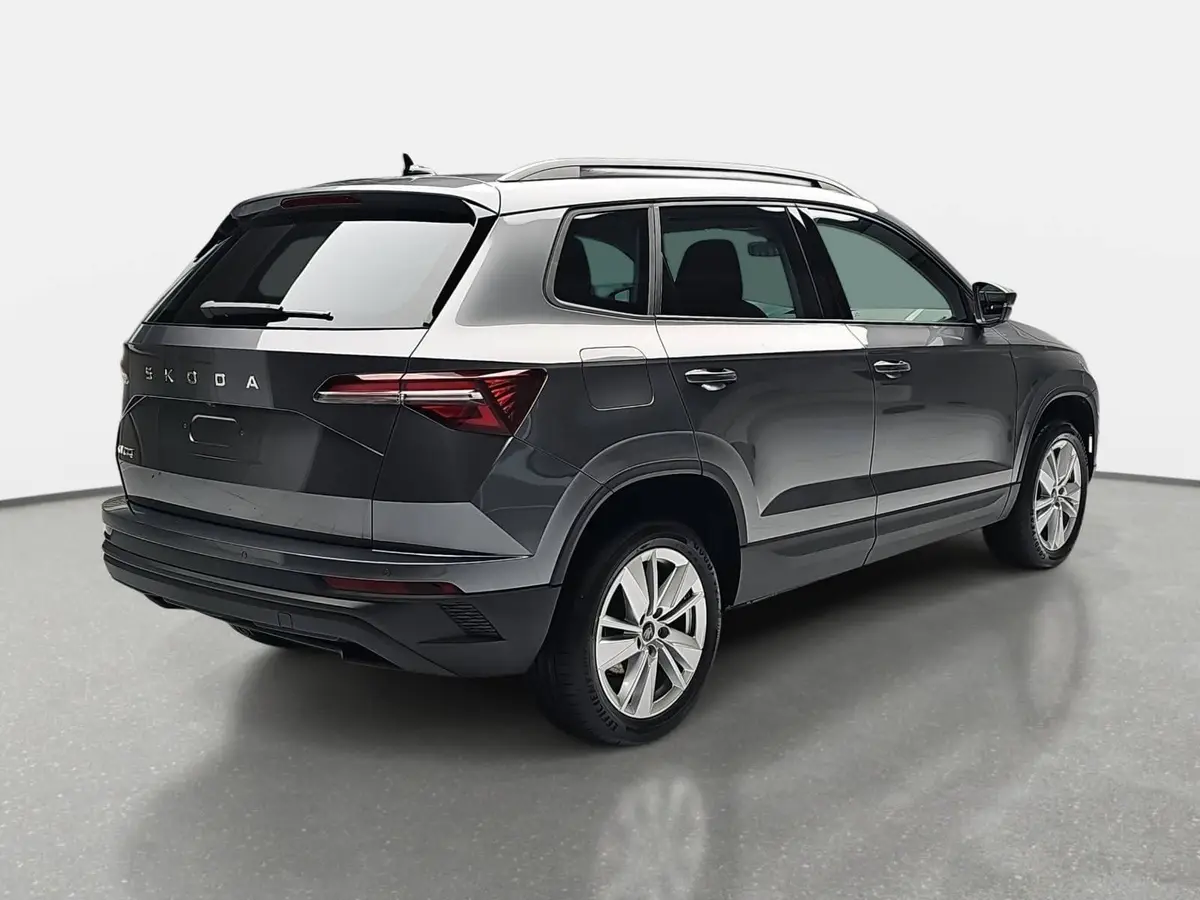 SKODA KAROQ 1.5 TSI DSG SELECTION NAVI LED ACC WINTER KAMERA A